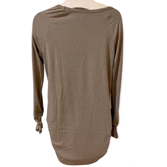 Side Ruched Tunic - Picture 6 of 9